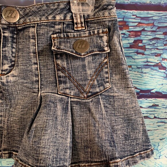 Lady Dutch Pleated Denim Mini Skirt - Picture 2 of 6